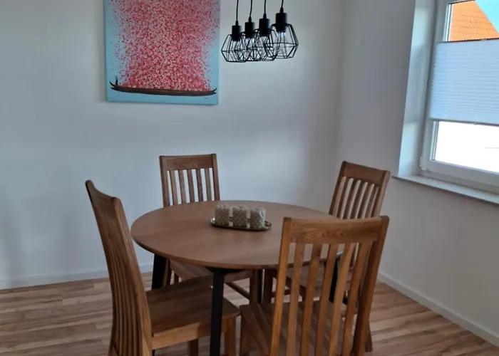 Appartement Schoene Mit Balkon